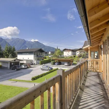 Residenz Sonnenfeld 4 Holiday home Neukirchen am Grossvenediger